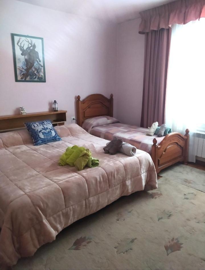 A Casa De Abelleira Ponteareas Bed & Breakfast ภายนอก รูปภาพ