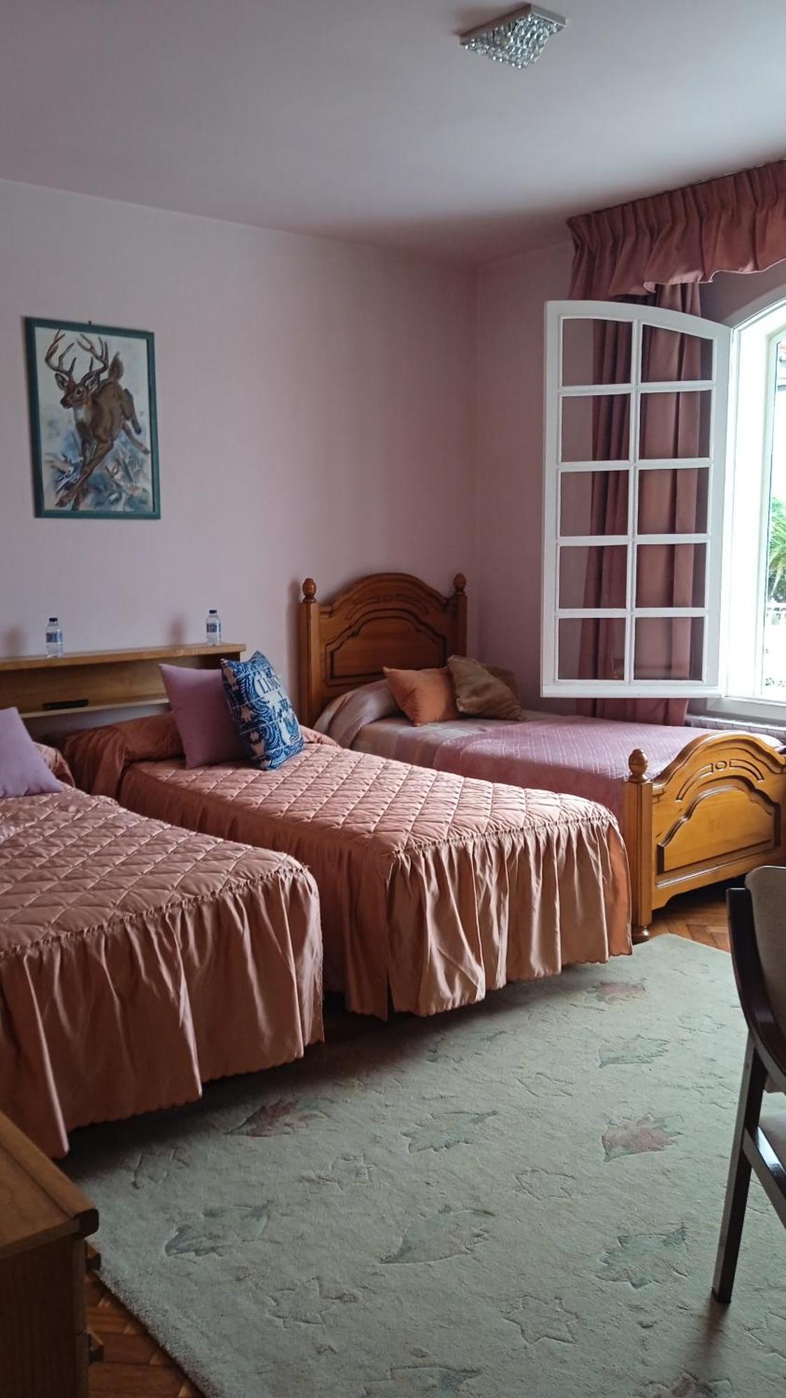 A Casa De Abelleira Ponteareas Bed & Breakfast ภายนอก รูปภาพ